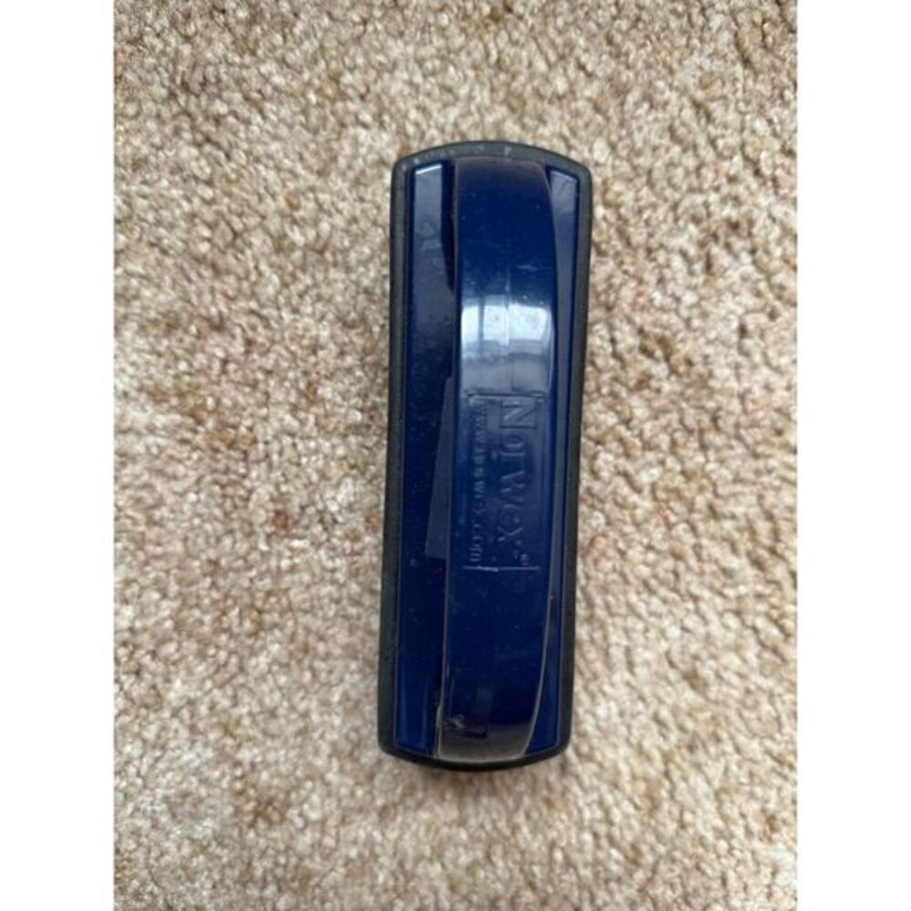 Norwex Professional Pet Hair Removal Brush with Rubber Bristles for‎ Furniture